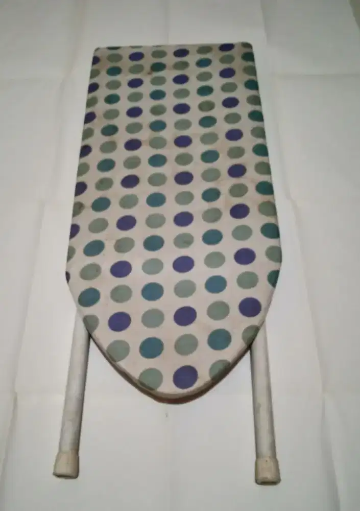 Meja setrika mini pendek