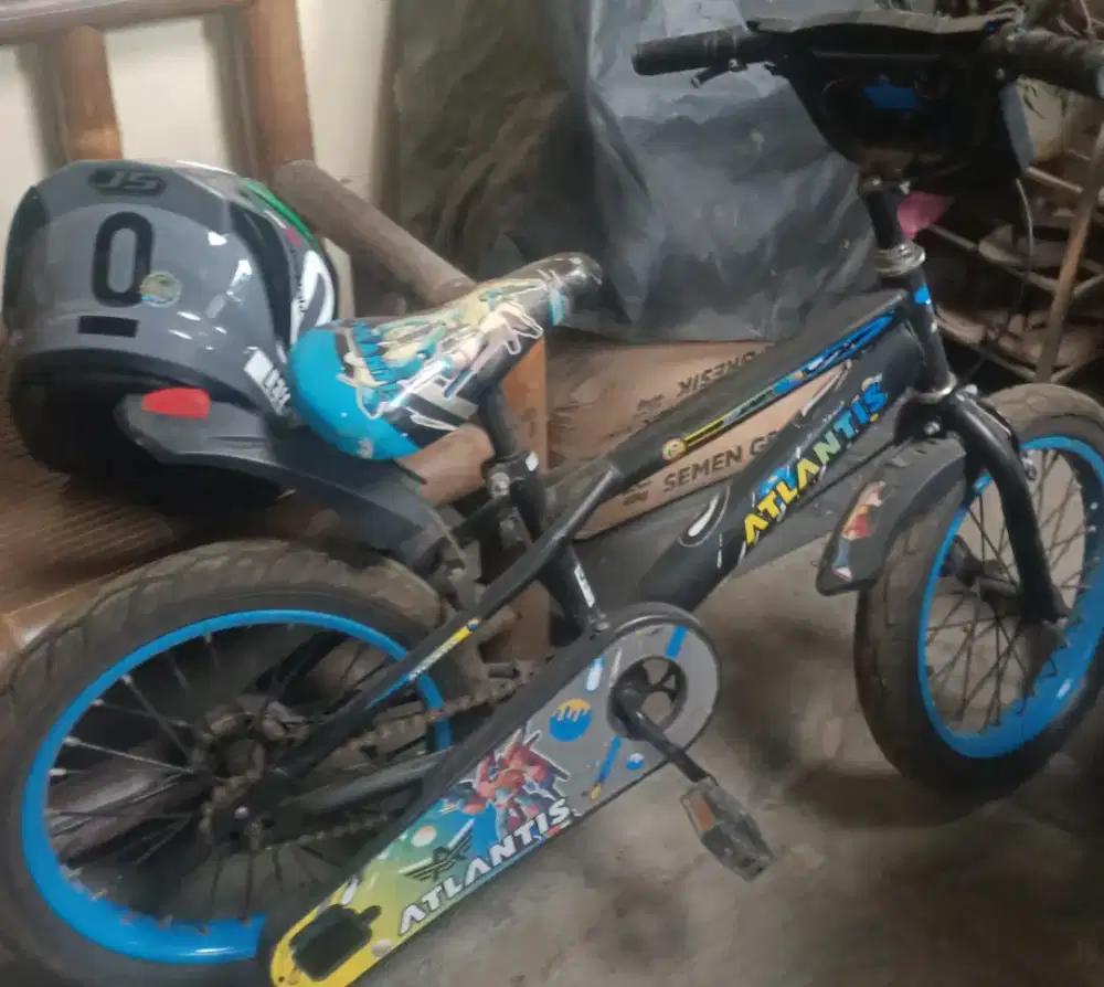 Sepeda  anak. Ukuran 6 thn