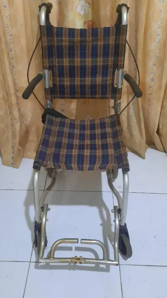 Kursi Roda Travel Lipat Preloved