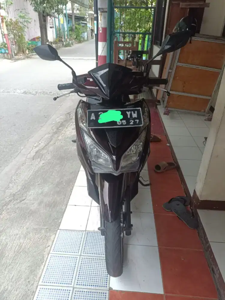 Dijual Motor Honda Vario 125Kzr Lengkap hidup