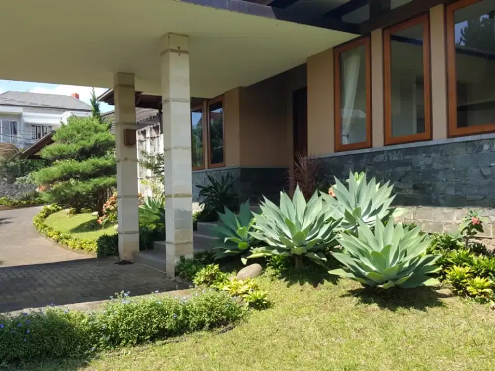 Dijual Rumah Luas View Bagus dekat Kampus UPI, NHI Setiabudi Bandung