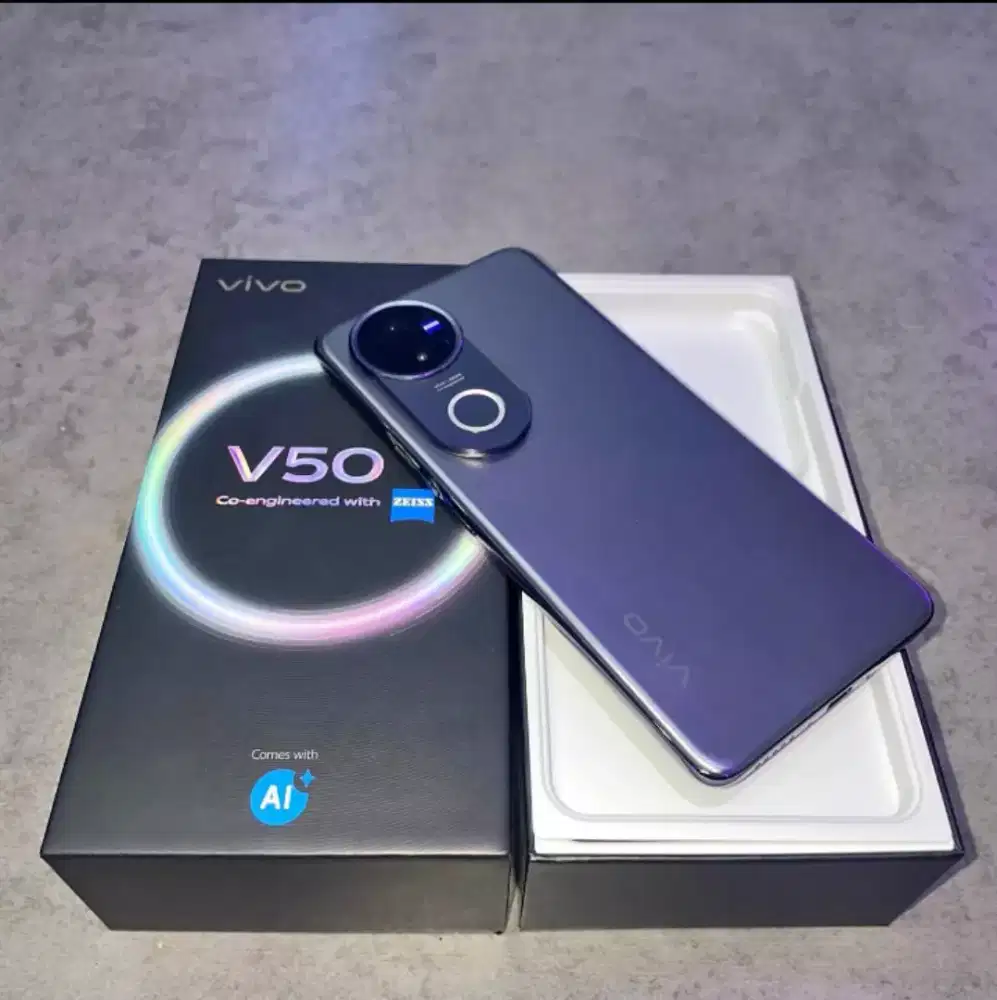 Vivo V50 12/512 like new garansi panjang