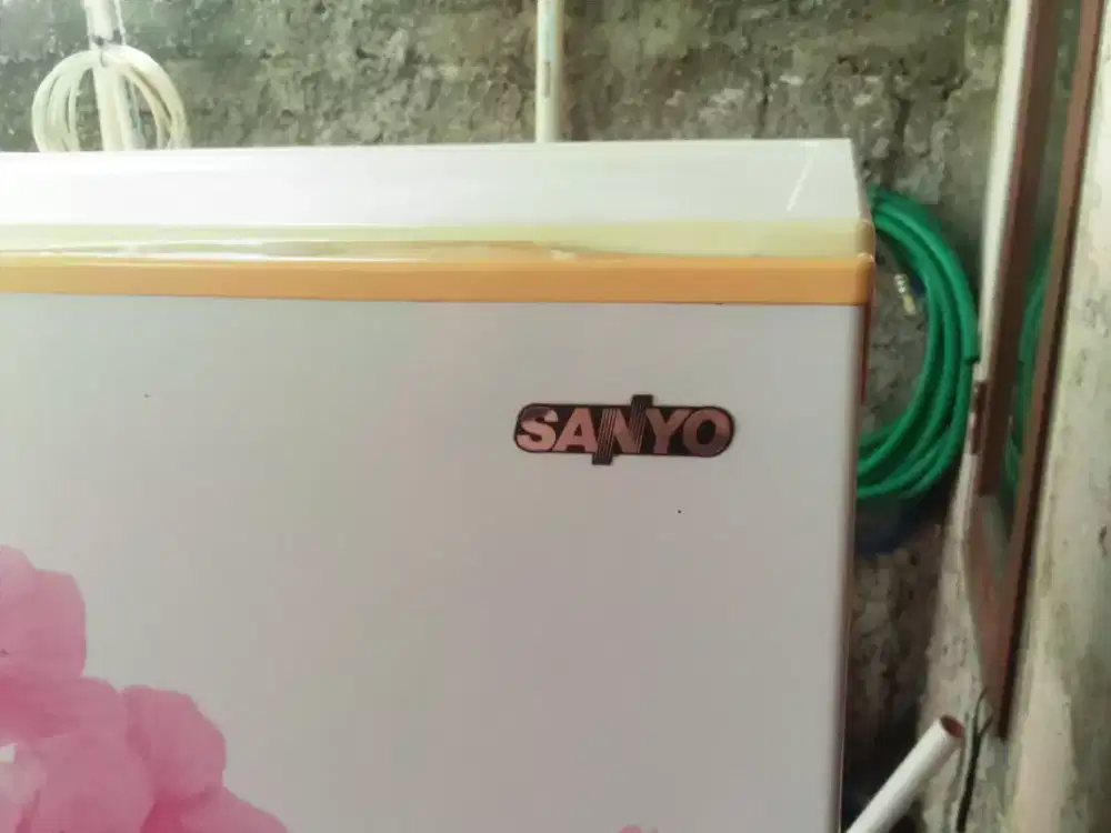 Kulkas Sanyo 2 pintu