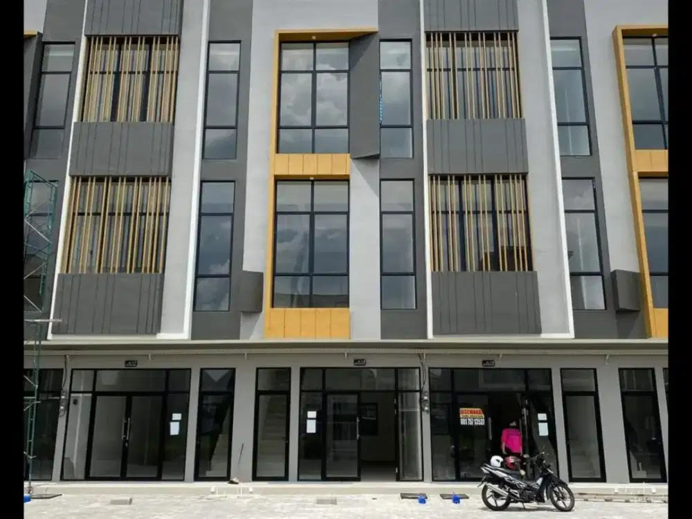 Disewakan Cepat Lt 1 Ruko di Eastern Park Surabaya