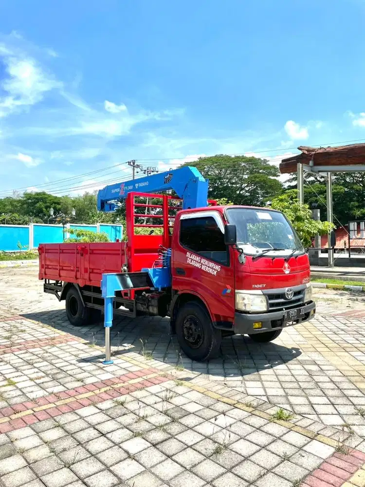 truk crane DYNA 2013 3 ton 4 bum