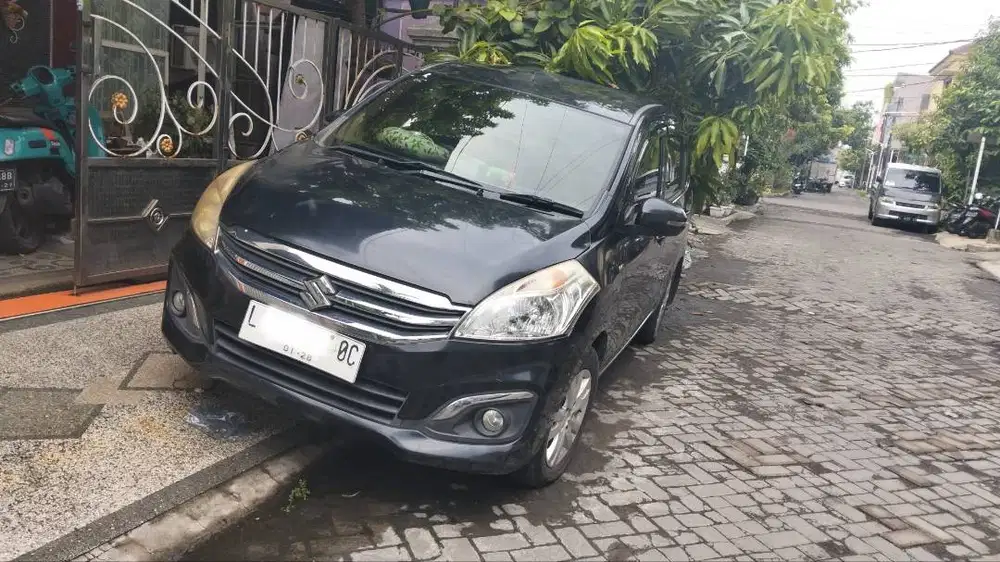Dijual Suzuki Ertiga 2017 hitam