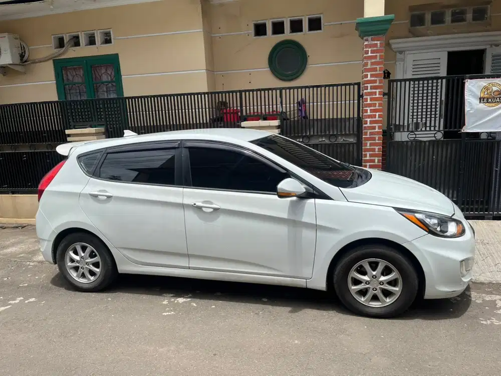 Hyundai Grand Avega 2013 Bensin