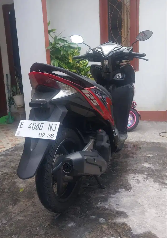 Vario KZR 125 injeksi surat lengkap plat putih panjang