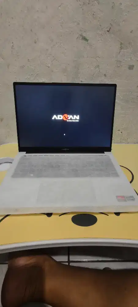 Laptop advan workplus 1 TB 100% mulus