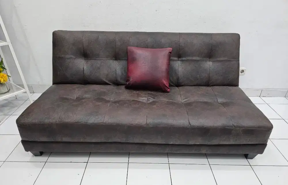 Sofabed bekas pakai