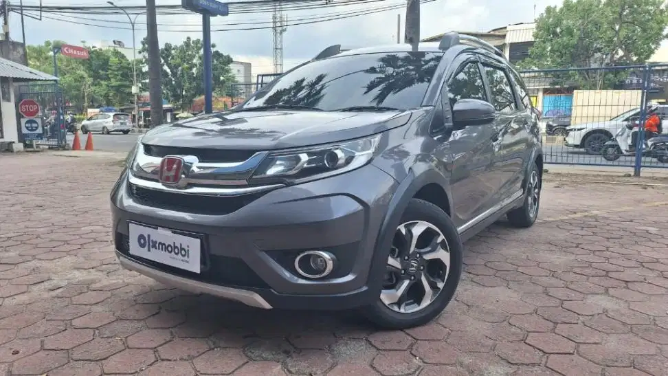 Nego Sampai Deal - Honda BRV 1.5 E Bensin-AT 2017 Abu