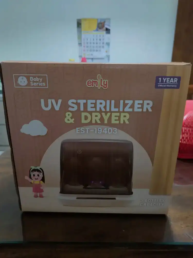UV Sterilizer & Dryer Baby Series Merk Emily Sterilan Botol Bayi