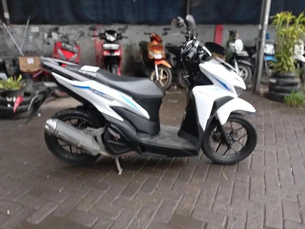 [PROMO OKT] Honda Vario 125 LED New Tahun 2019 Surat Komplit