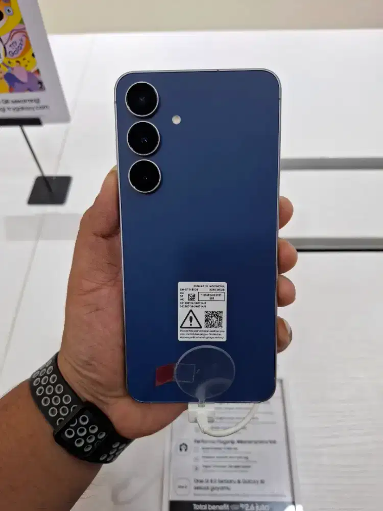 SAMSUNG GALAXY S25 FE 5G