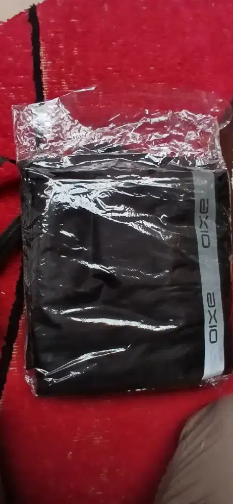 Jas hujan AX1O Bekas rasa Baru