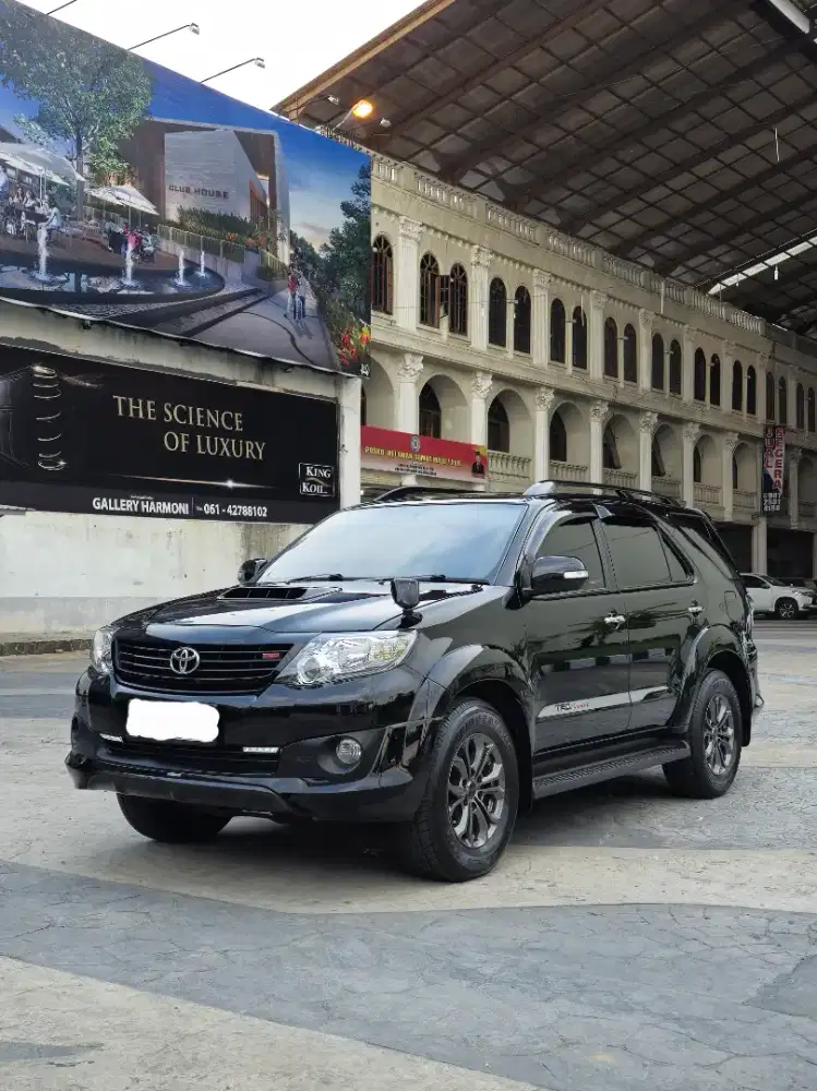 Fortuner VNT TRD EDISI TERAKHIR . Kondisi gak main main