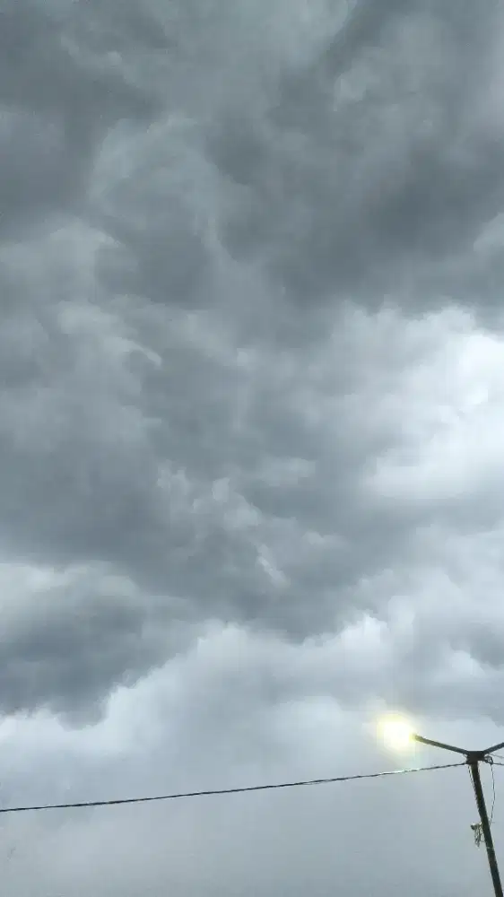 LOWONGAN KERJA helper cook RESTO TANJUNG DUREN. DIBUTUHKAN SEGERA