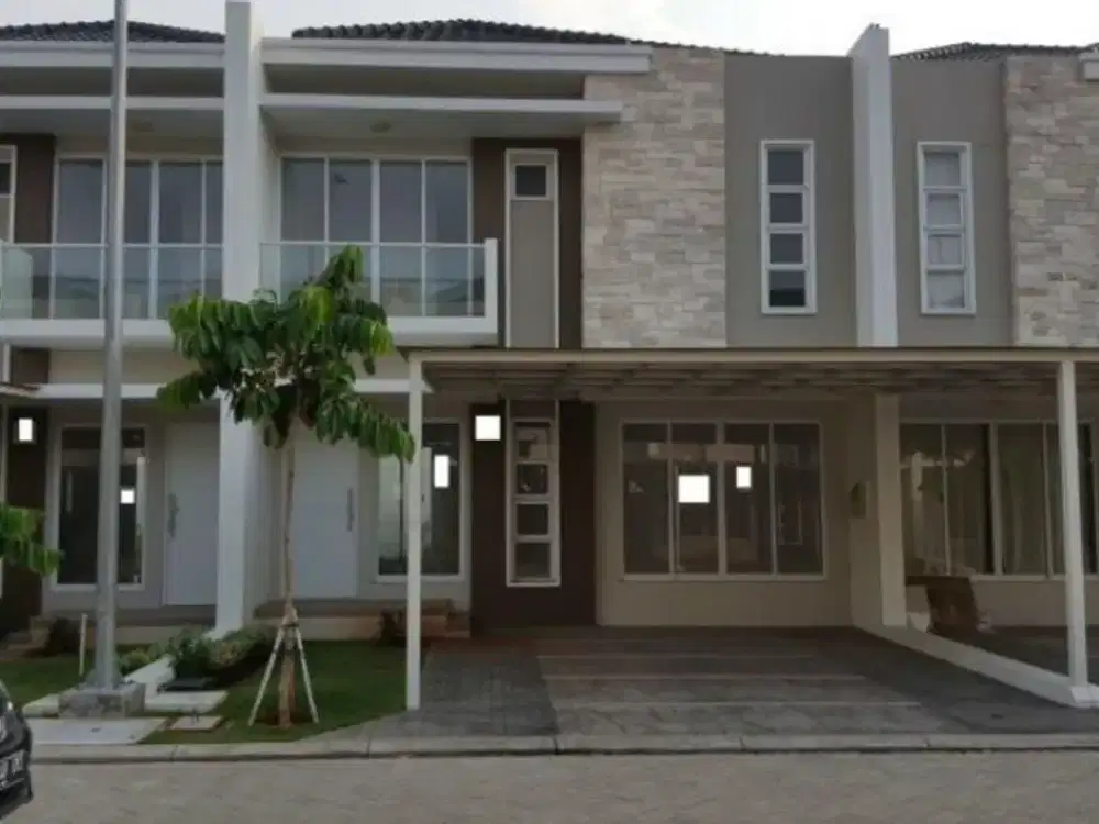 Rumah dekat ClubHouse di Green Lake City