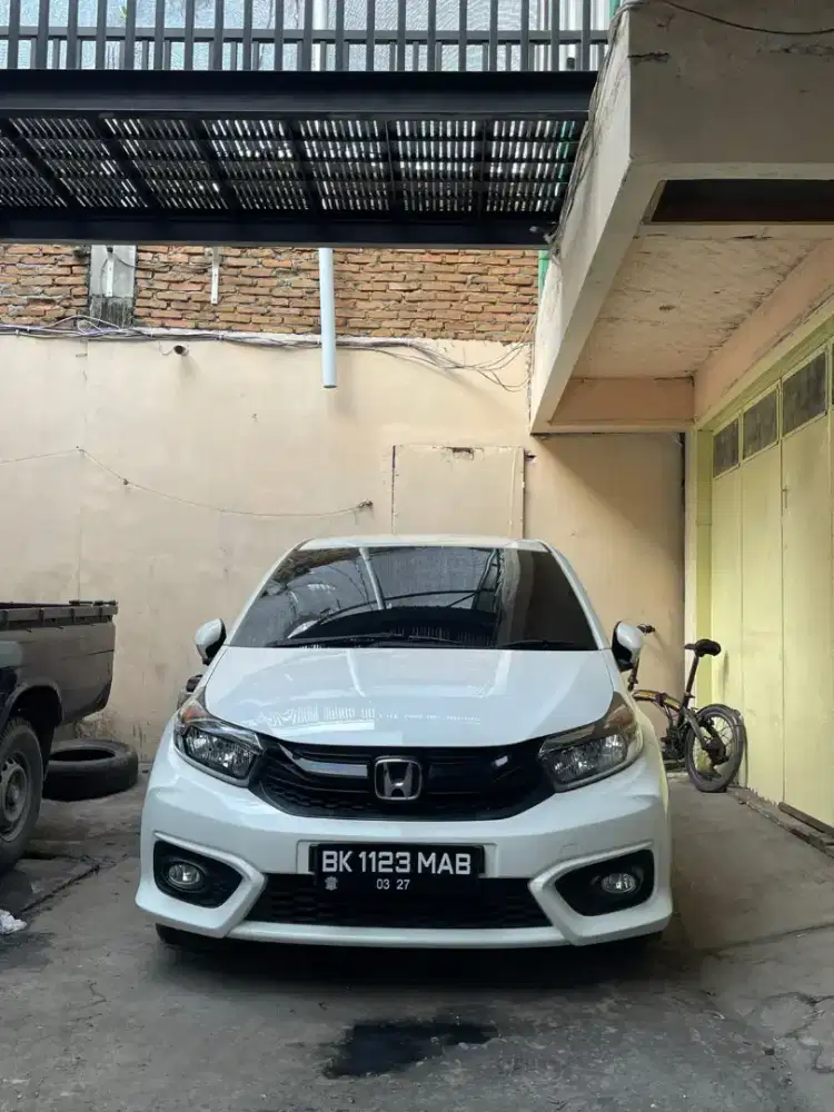 Odo 20rb BRIO E cvt automatic Tahun 2022 like new