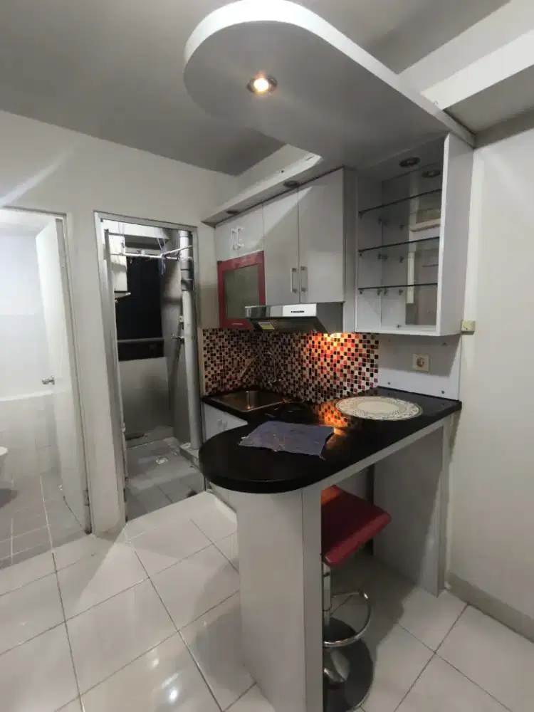 JUAL SEGERA 2 br semi furnish kalibata city