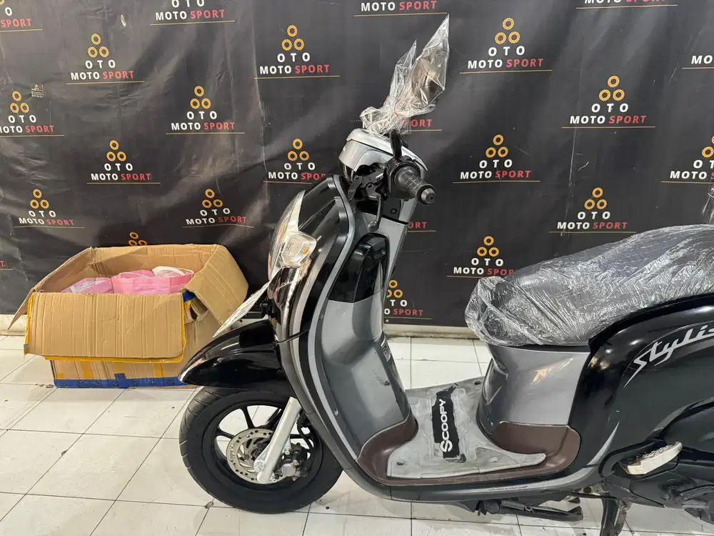 scooter honda scoopy 2020