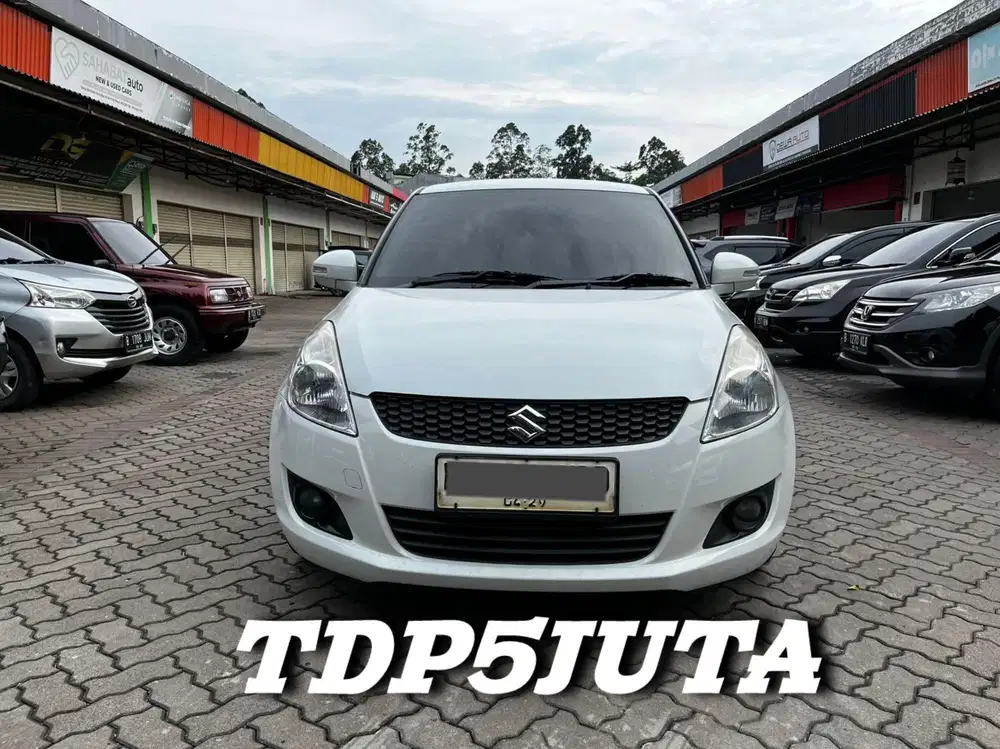 SUZUKI SWIFT GX AT 2014 WHITE EDITION