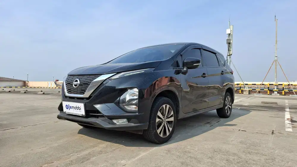 Pajak Panjang - Nissan Livina 1.5 VE Bensin-AT 2019