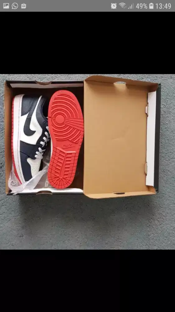 NIKE AIR JORDAN 1 LOW