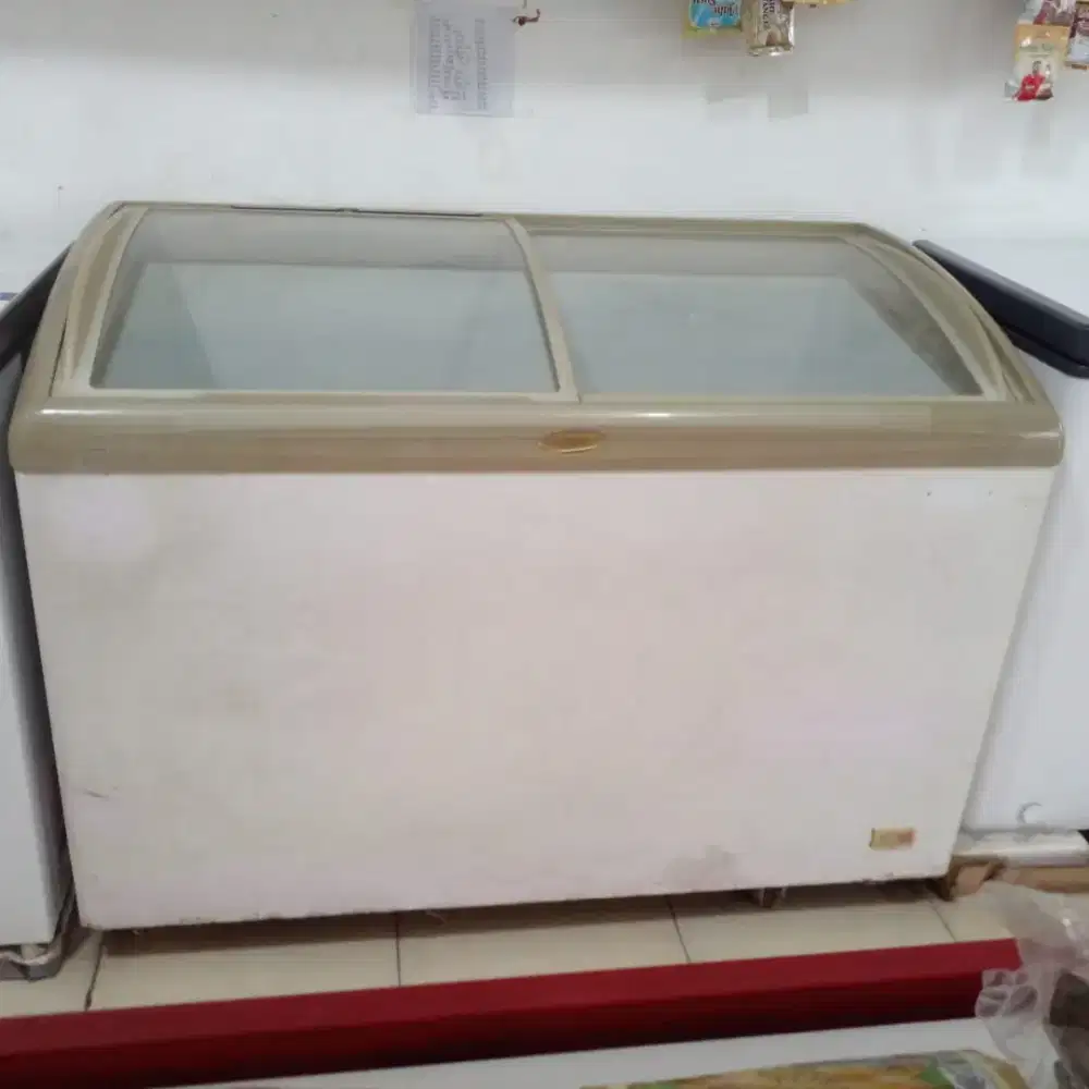 Jual freezer dan showcase