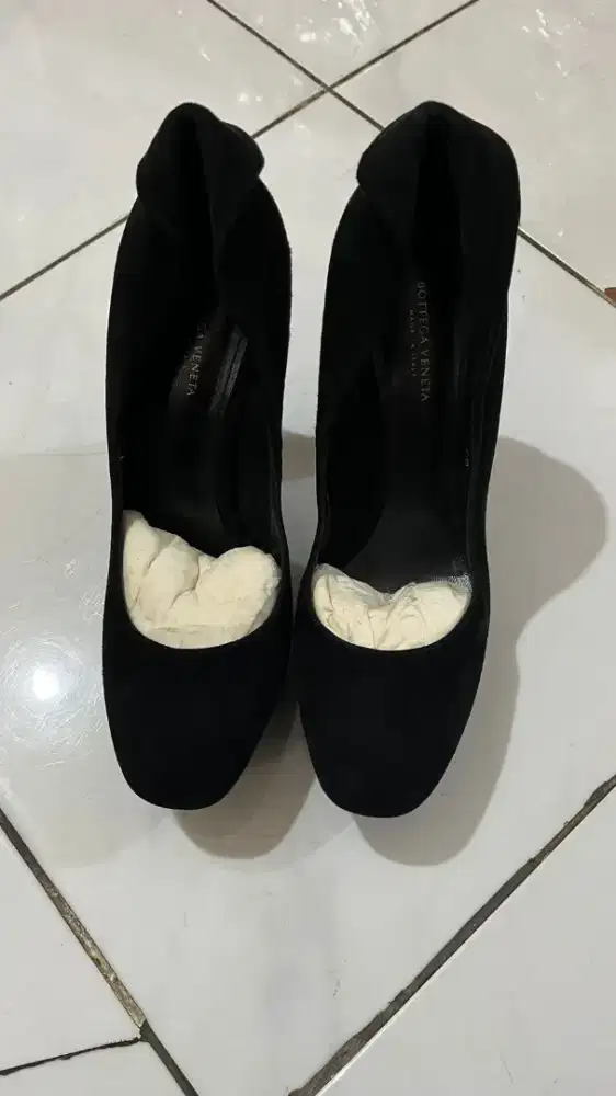 Sepatu high heels Bottega