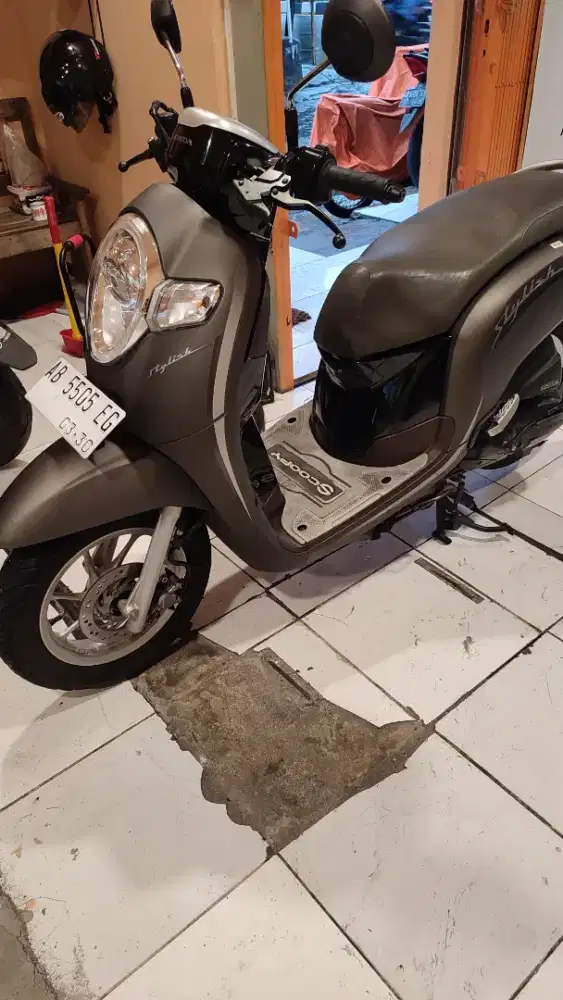 Honda scoopy 2020