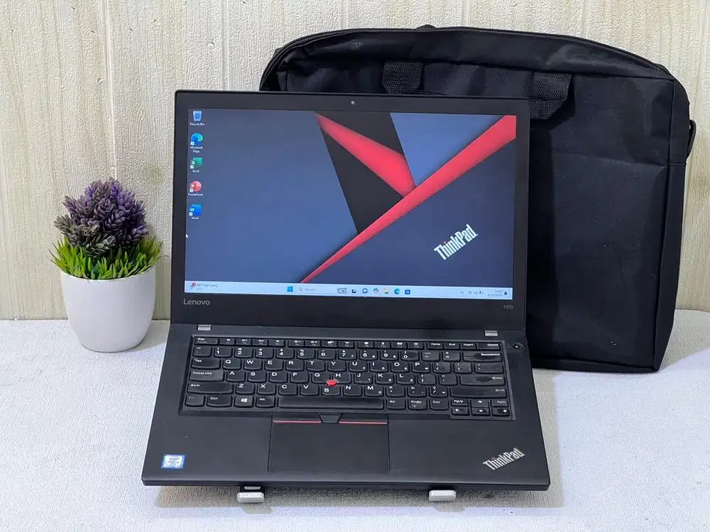 Lenovo ThinkPad T470 i5-7300U RAM 8 SSD 256 14 Inch No Minus