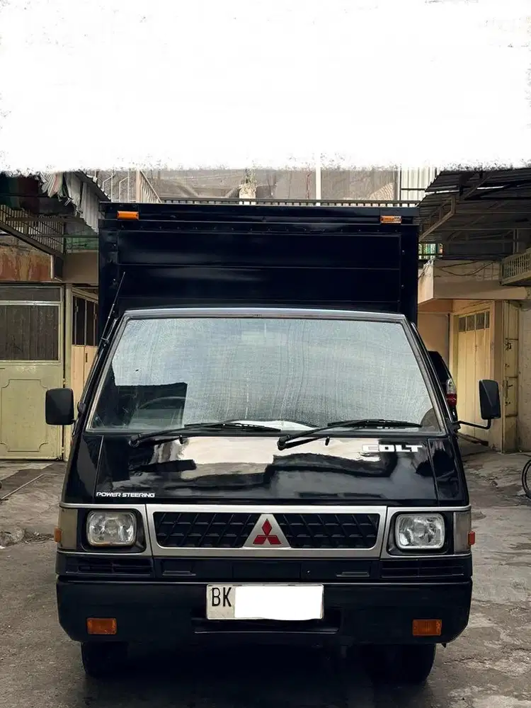 L 300 box Tahun 2018