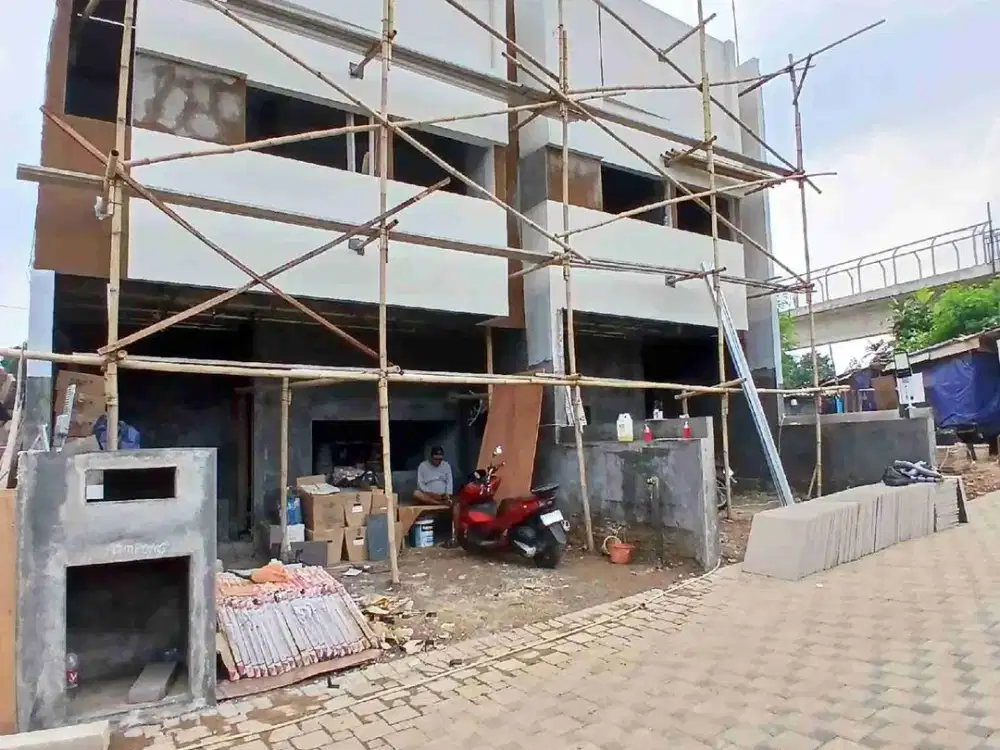 Rumah 2 Lantai 600 Jutaan Dekat Pintu Toll Cinere Depok