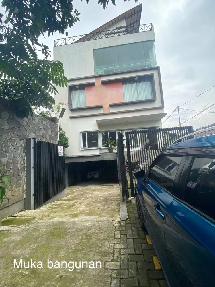 Kos - kosan Pasteur Bandung 3 Lantai Lokasi Strategis