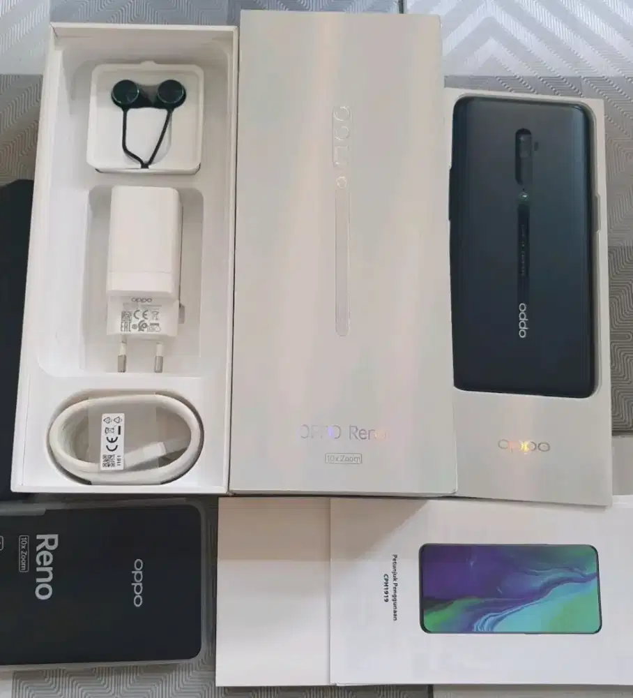 Oppo Reno 10x Zoom RAM 13/256 GB OPPO Reno10x Zoom HP Kamera Periscope
