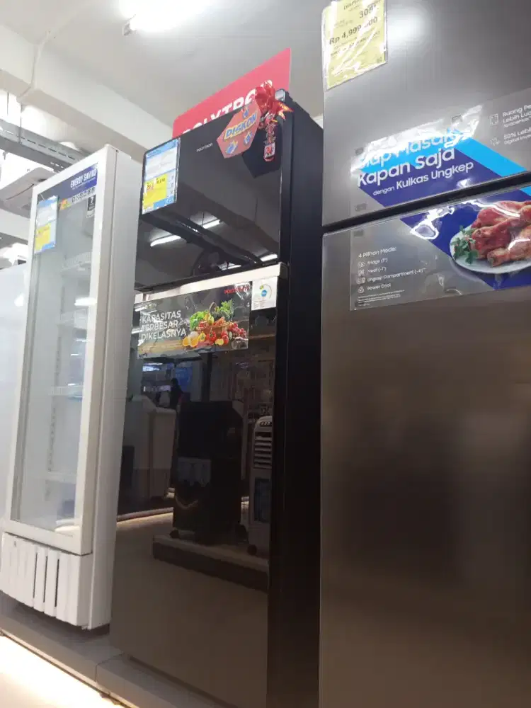 Kulkas cicilan shopeepaylater cukup ktp aja