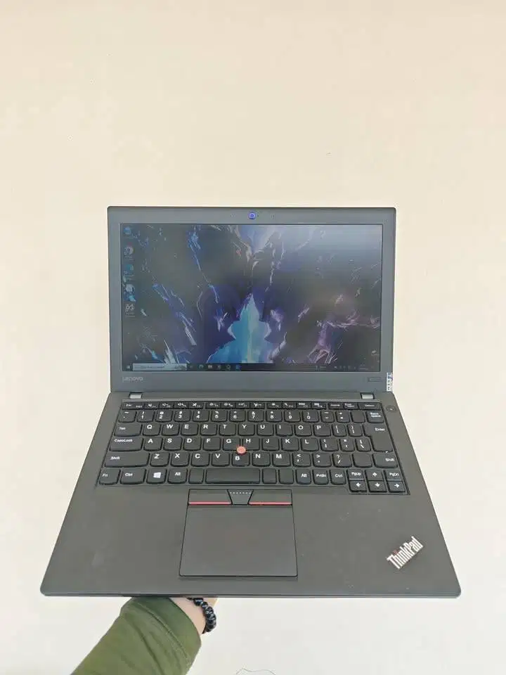 Laptop Lenovo ThinkPad X260 Core i5 SSD 256GB RAM 8GB Windows 10 Pro