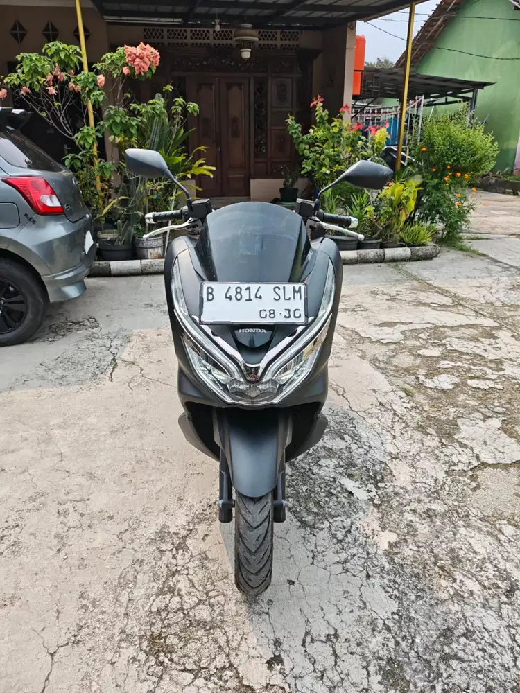 Yu gass honda PCX 150 cc hitam