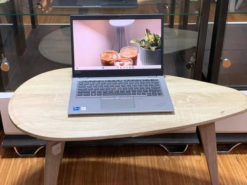 Lenovo Thinkpad L13 GEN2 Intel Irish Xe Graphic Core i7 GEN11 RAM 16GB