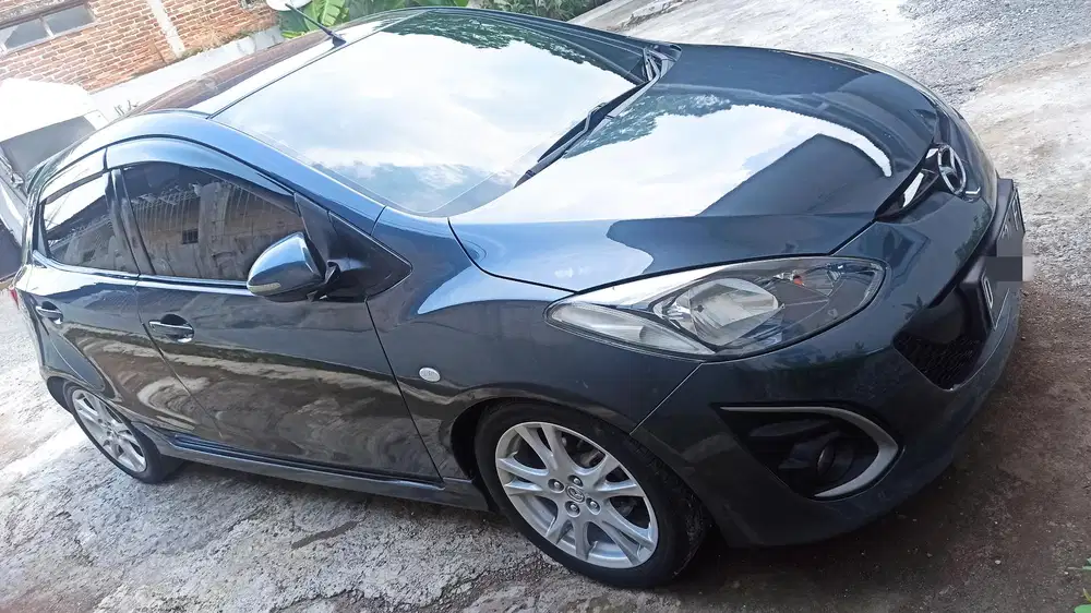 Mazda 2 type R matic