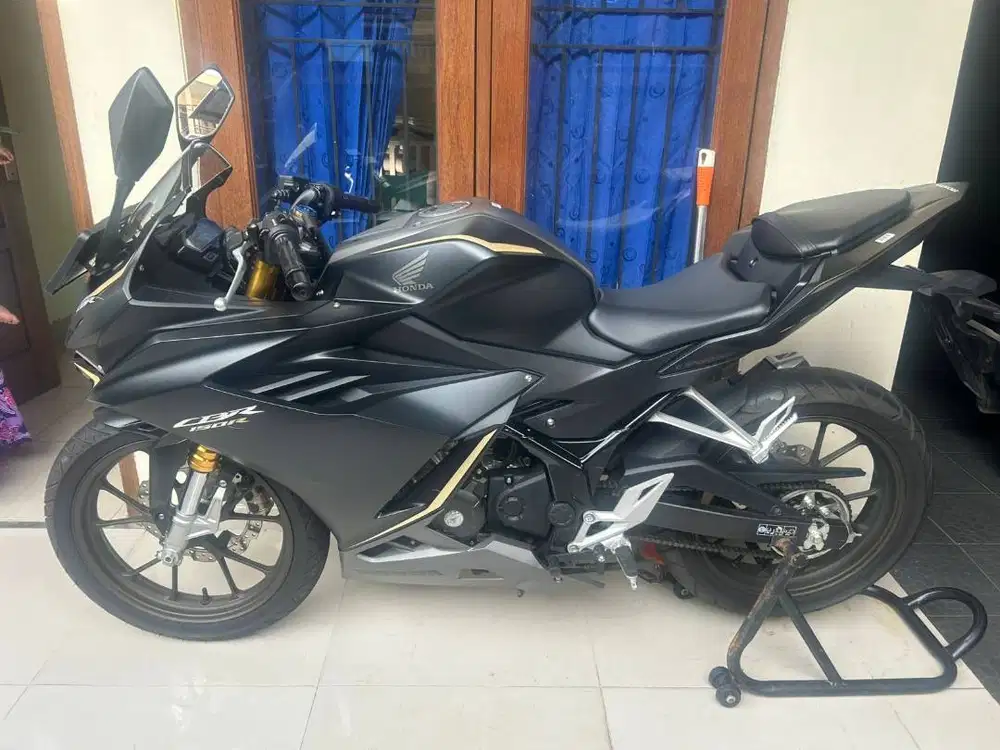 HONDA CBR STD 150 R 2024