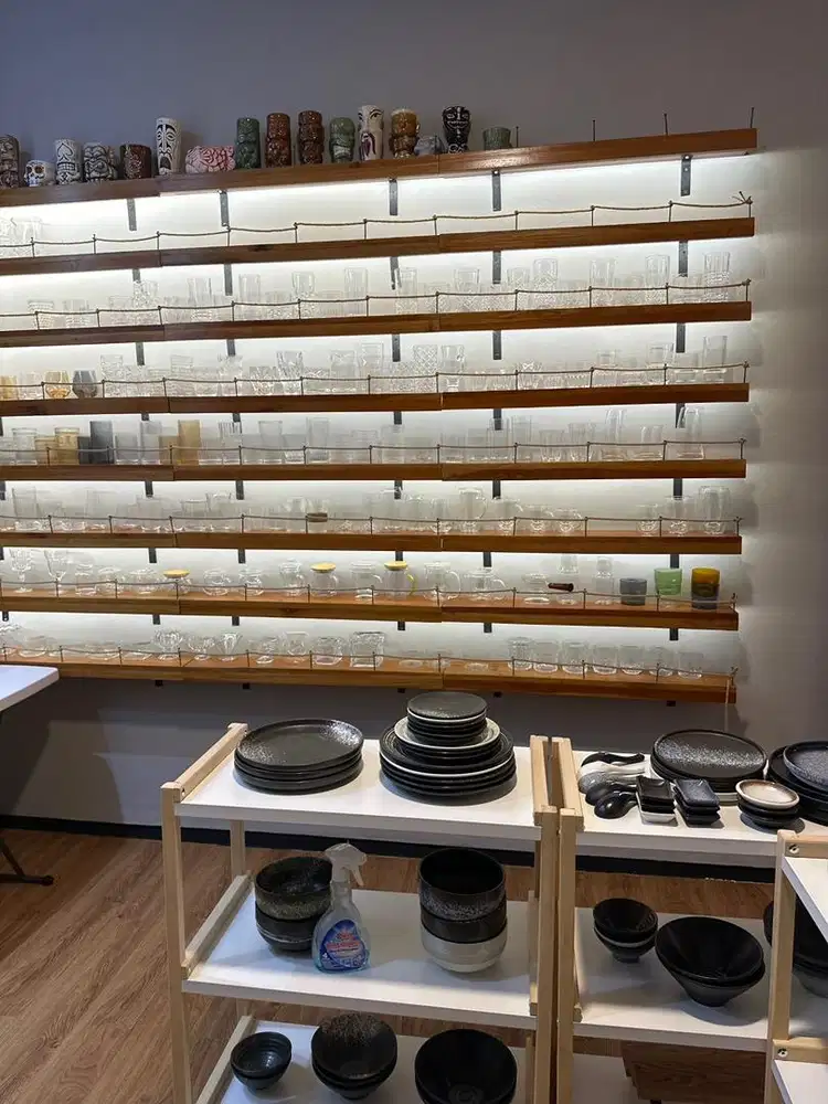 Dicari Host live streaming produk gelas