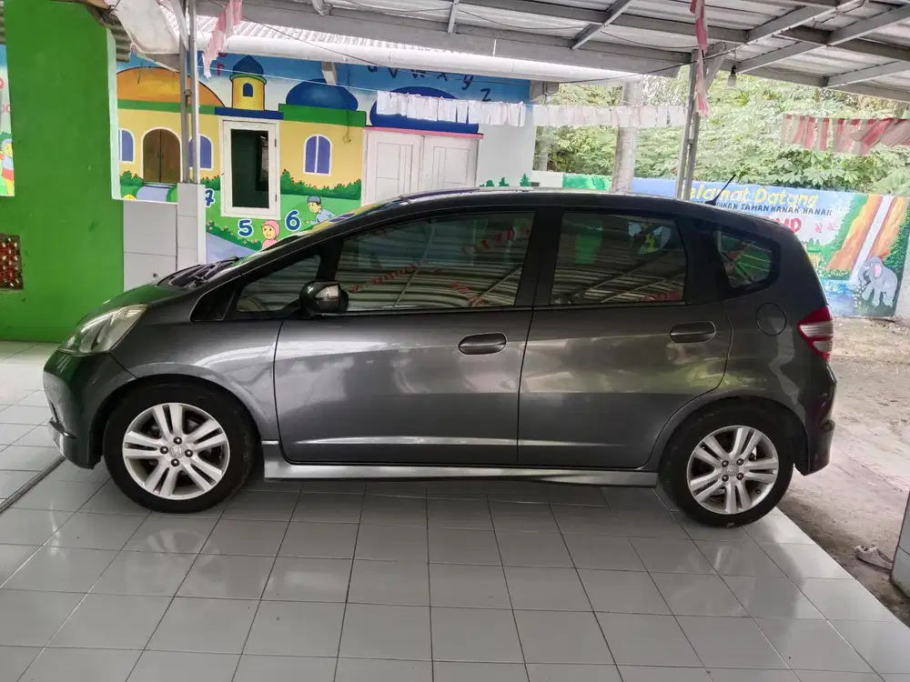 Honda Jazz 2010 Bensin