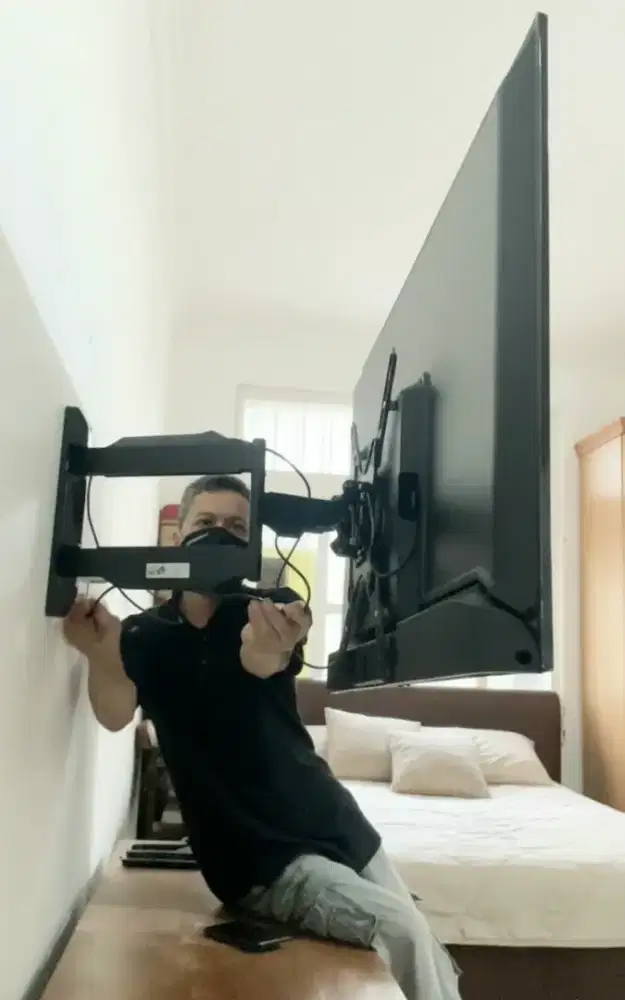 pasang & jual bracket swivel yg bisa belok kiri kanan utk gantungan tv