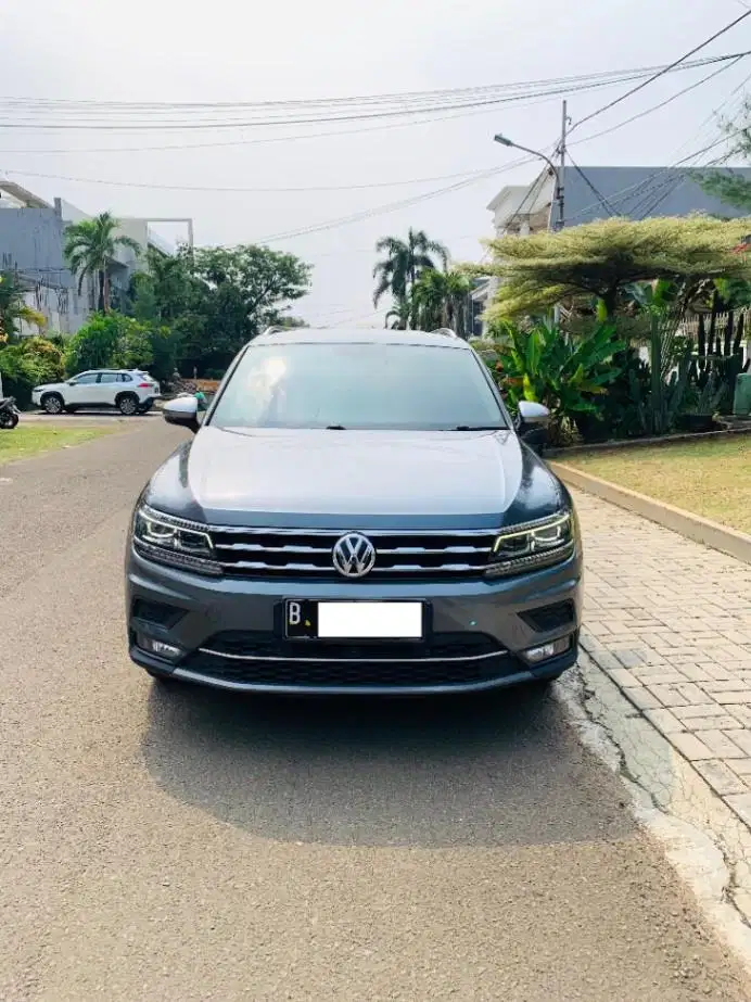 Volkswagen VW Tiguan 1.4 TSI Automatic (KM LOW ASLI)