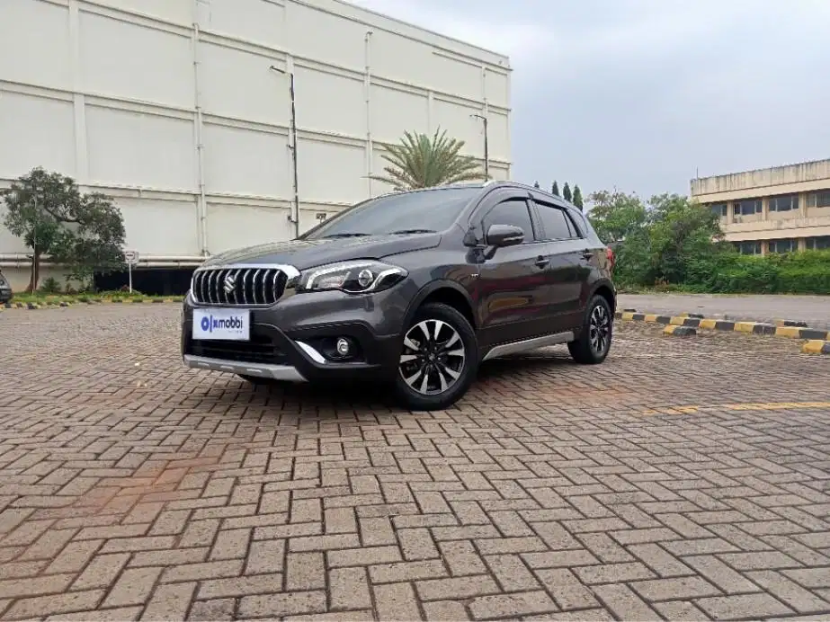 TDP 9,JT Suzuki SX4 1.5 S-Cross Bensin-AT Abu-Abu 2019