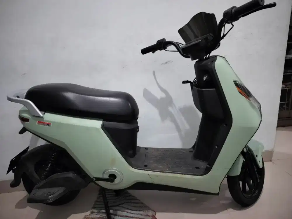 Sepeda listrik uwinfly D70