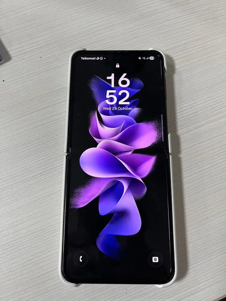 Samsung Z Flip 3 Hitam 8/256