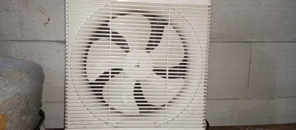 Kipas Eksos fan dinding 12 sekai